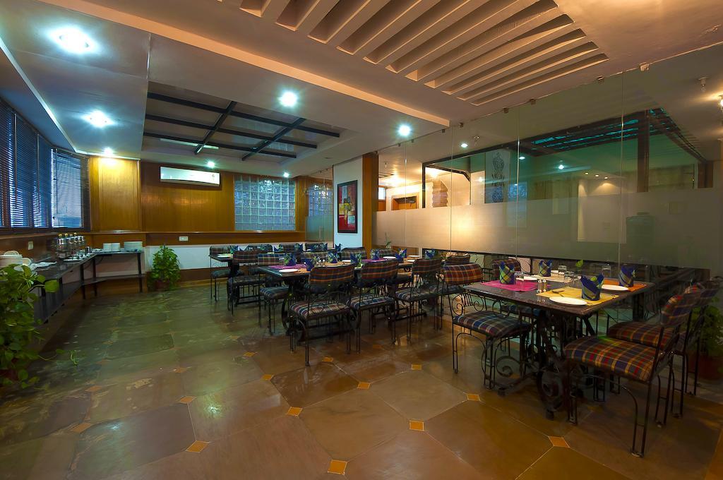 Siris 18 Gurgaon Exterior foto