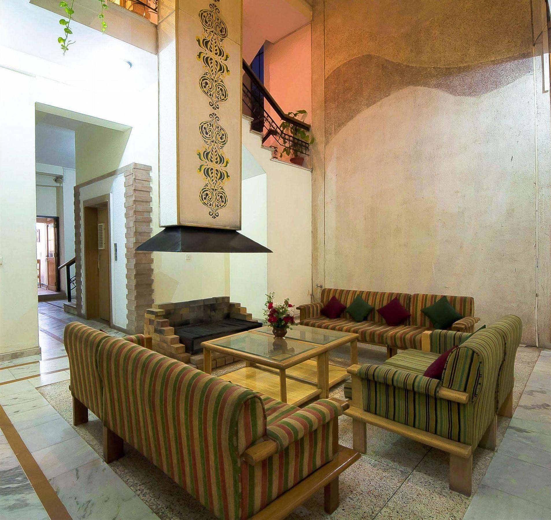 Siris 18 Gurgaon Exterior foto