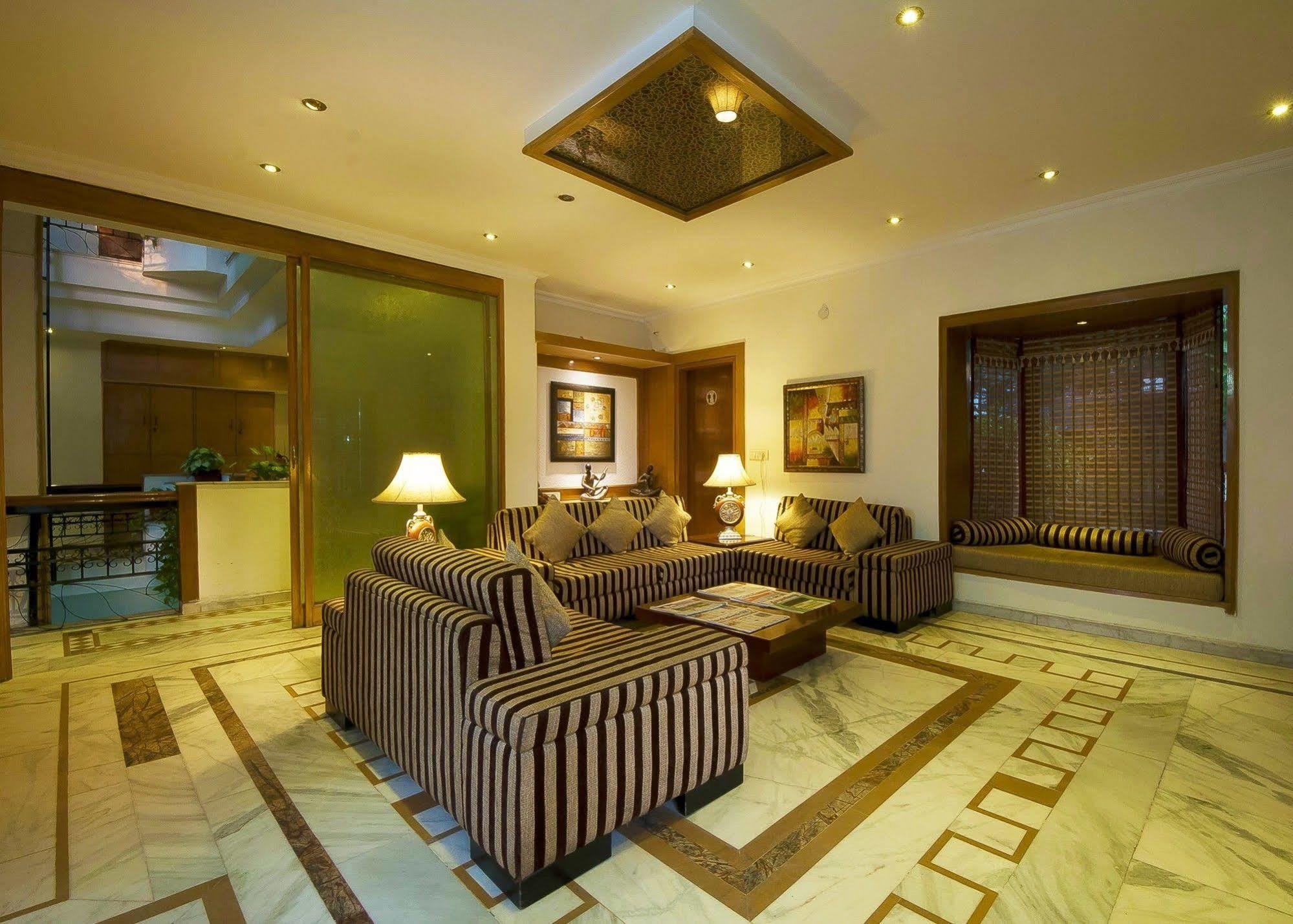 Siris 18 Gurgaon Exterior foto
